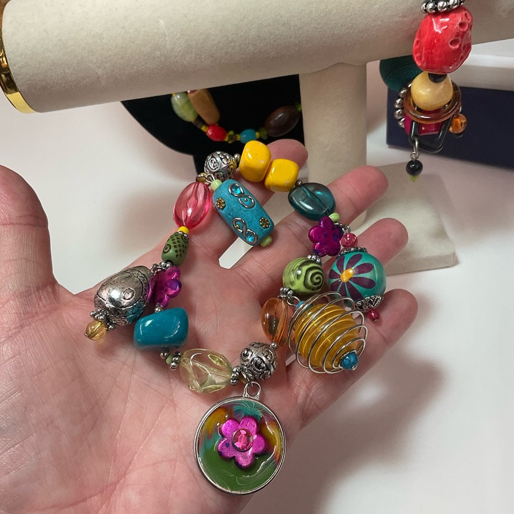 Jewelry Bundle #4 - Picture 9 of 10